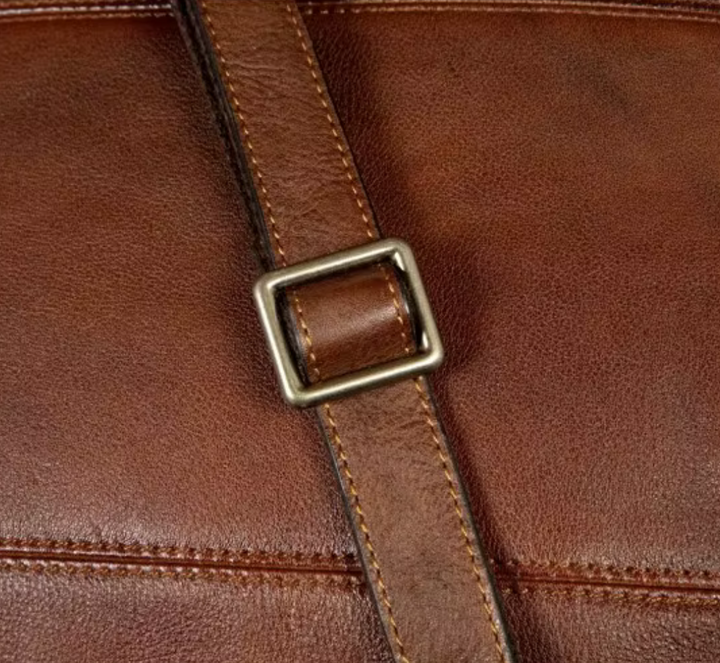The Vintage Roll-Top