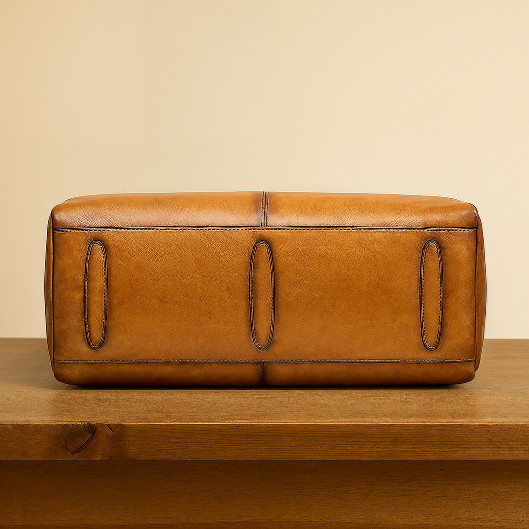 The Marlowe 45 Leather Weekender